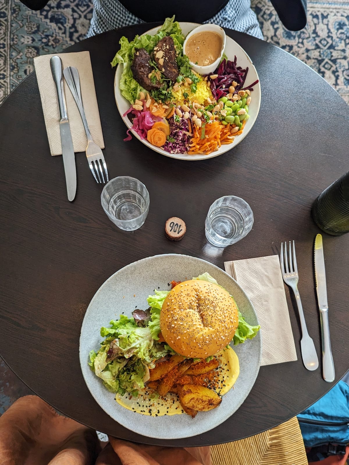 Kimcheeze Burger and bowl at Monkey Mood