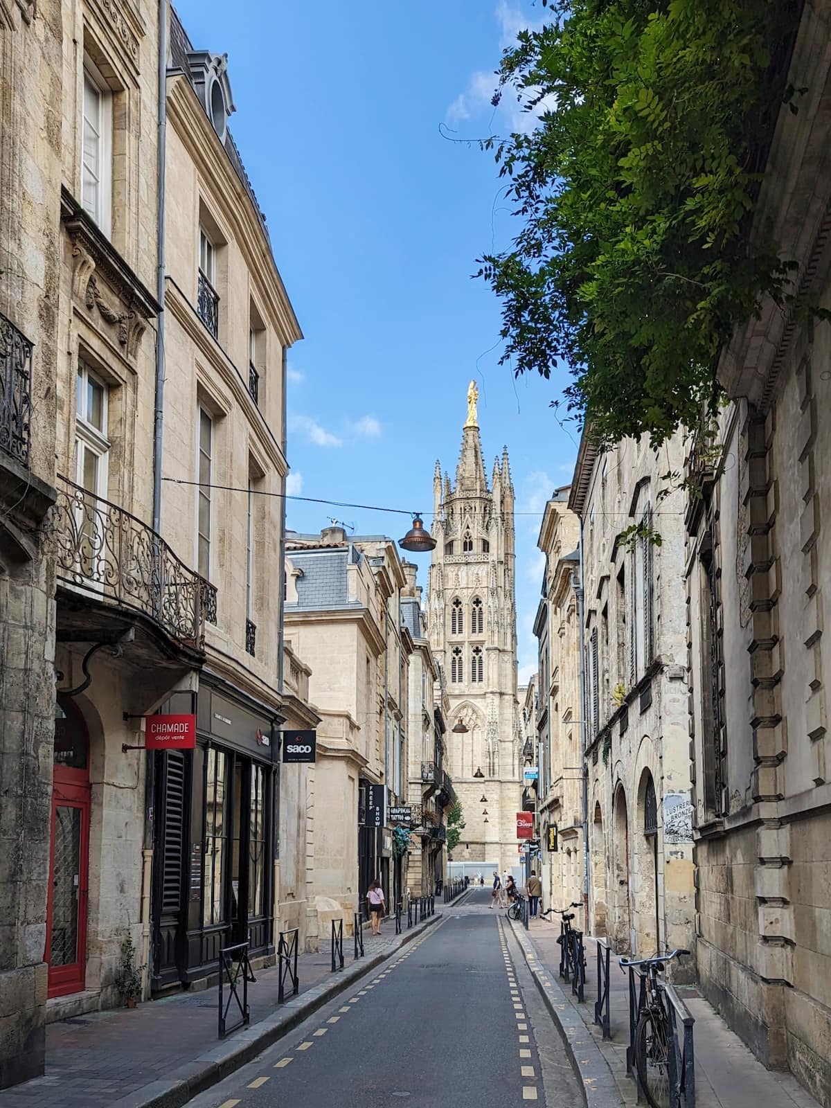 View of the Pey Berland Tower from Rue du Loup