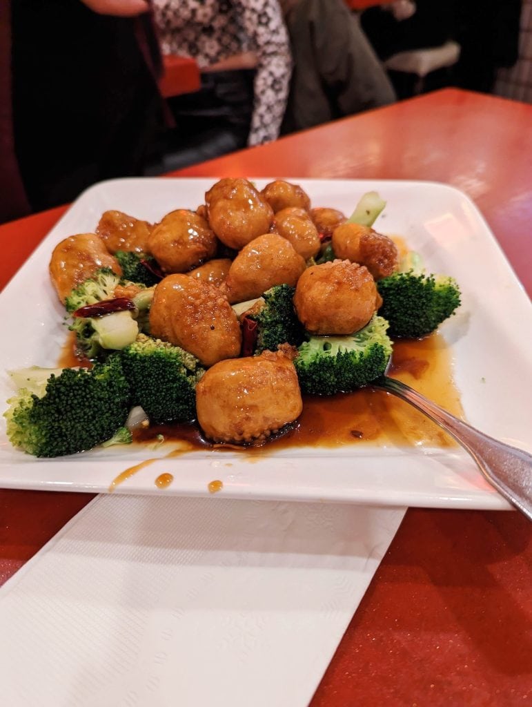 Bodhi General Tso's chicken