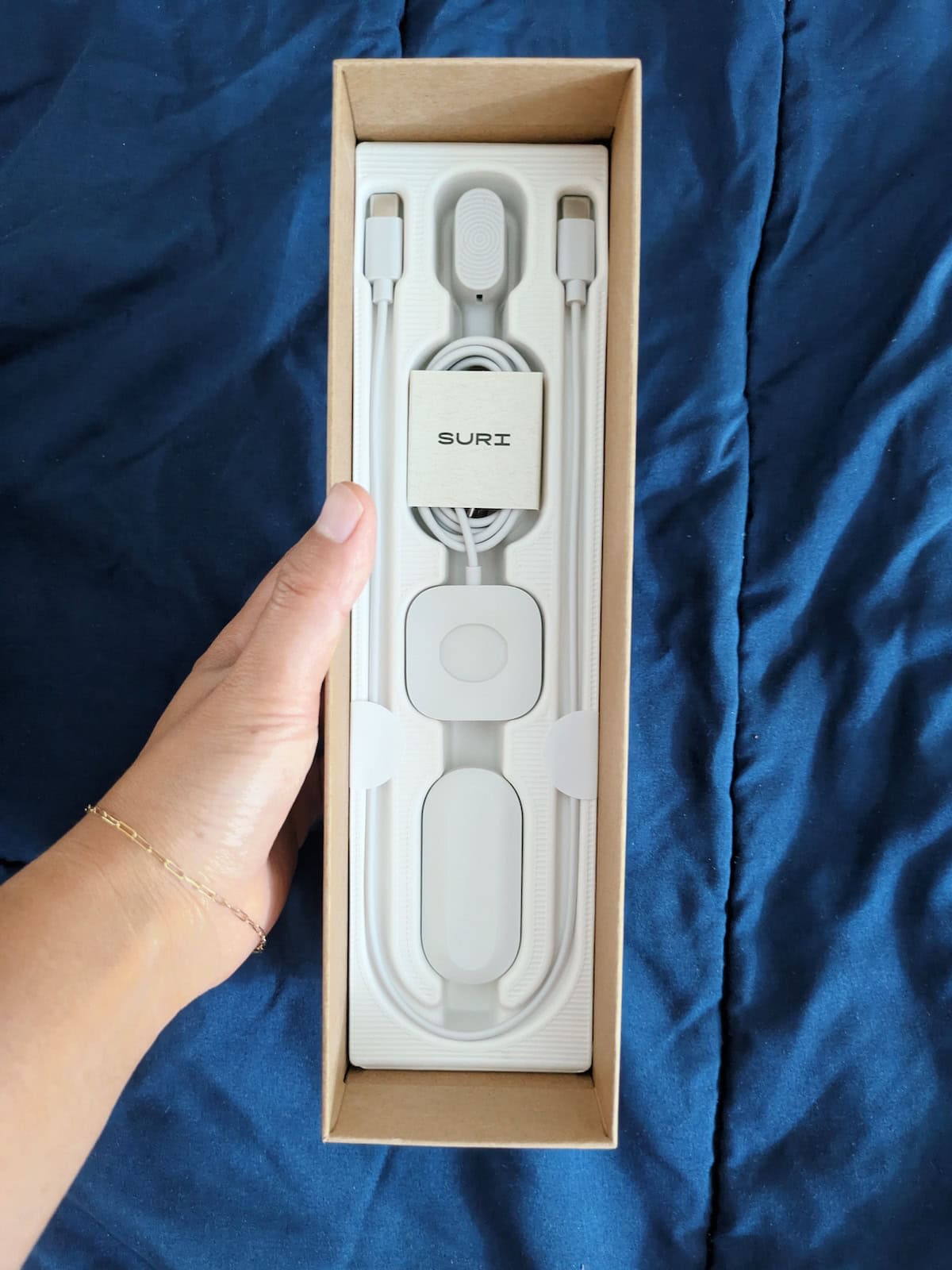 Accessories that come with the SURI 2.0