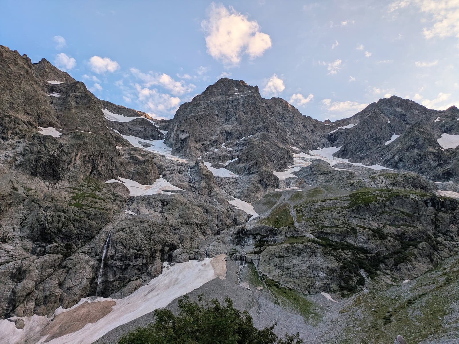 View of the glaciers from Refuge des Bans