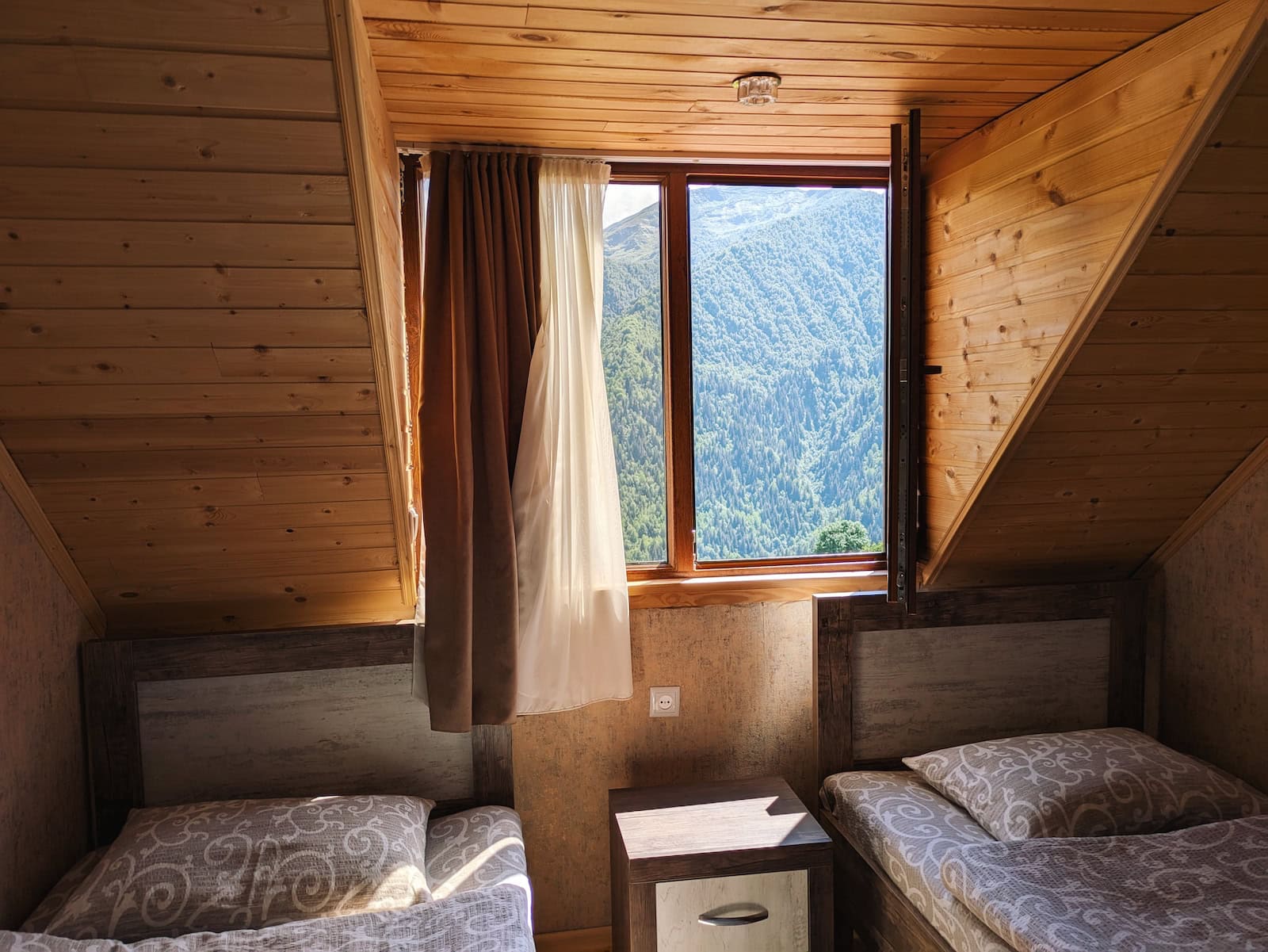 Rooms in Guest House Betegi